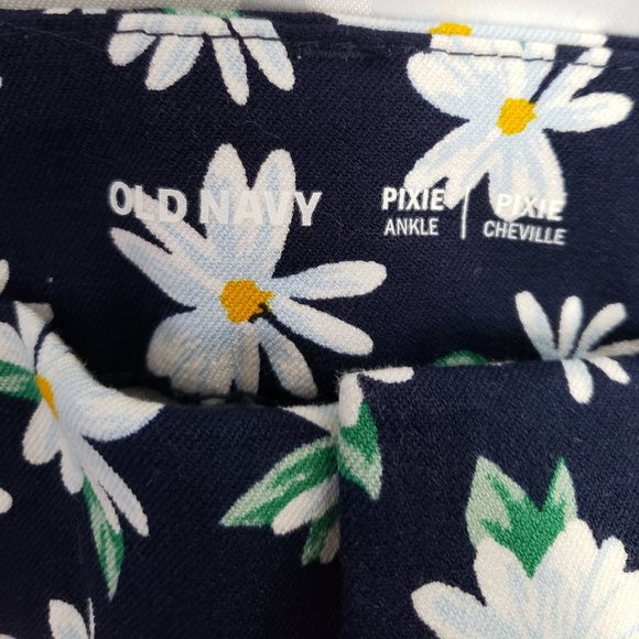 Women's Old Navy Pants ~ Size 8 - Picture 3 of 7